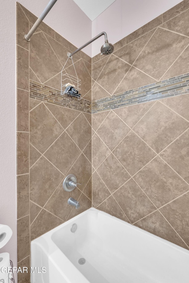 3165 Destiny Point Dr, El Paso, TX 79938 - full bathroom featuring shower / tub combination