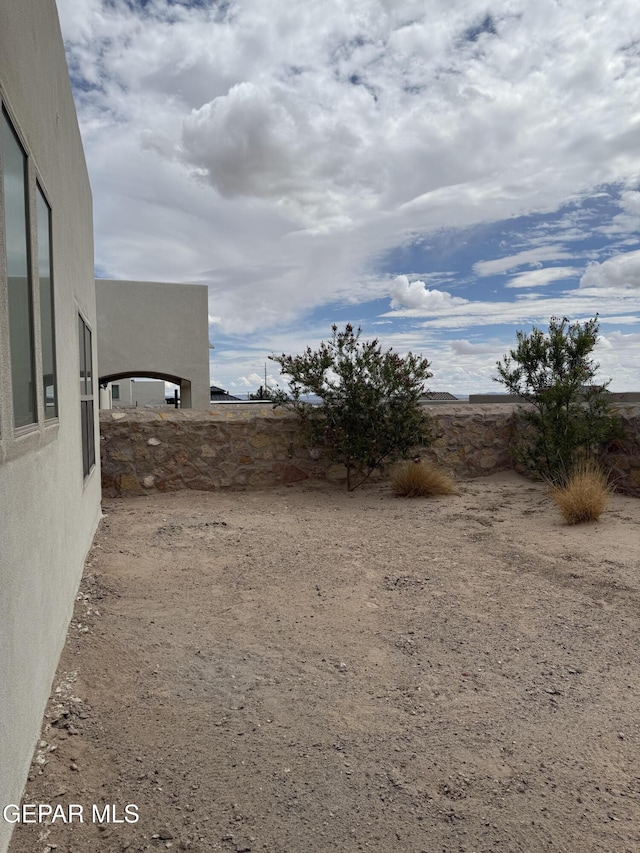 229 Epsom Dr, El Paso, TX 79928 - view of yard