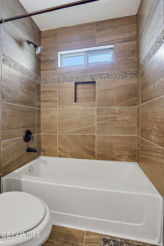 3143 Red Maple, El Paso, TX 79938 - full bath featuring toilet and bathtub / shower combination