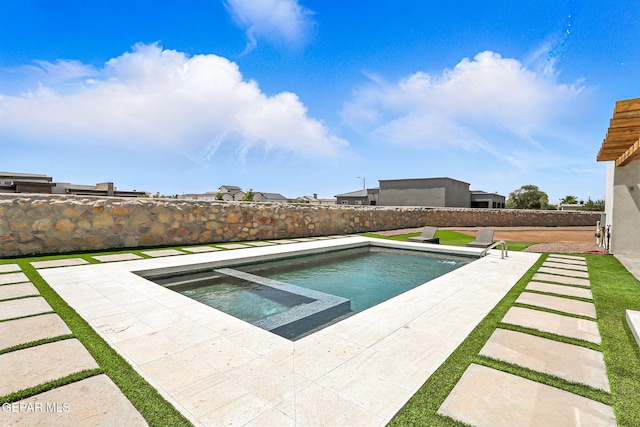 6325 Camino Pinon, El Paso, TX 79932 - view of pool with a fenced backyard, a patio, and a pool with connected hot tub