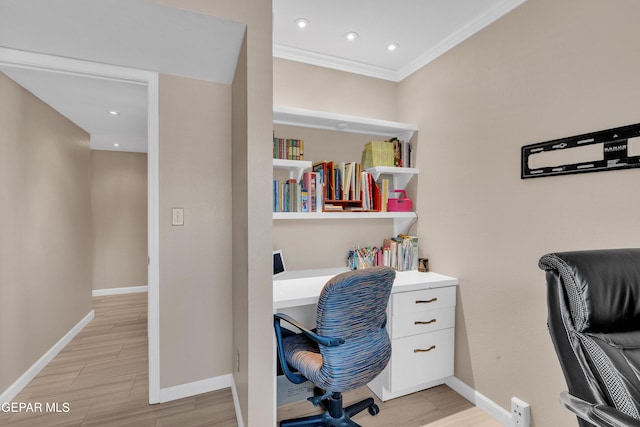 981 Vereda Del Valle Ave, El Paso, TX 79932 - office area featuring crown molding, recessed lighting, light wood-type flooring, and built in study area