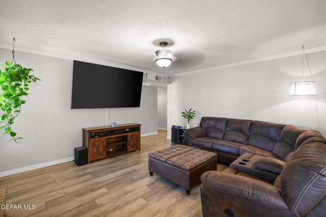 10681 Birthstone Dr, El Paso, TX 79935 - photo 16