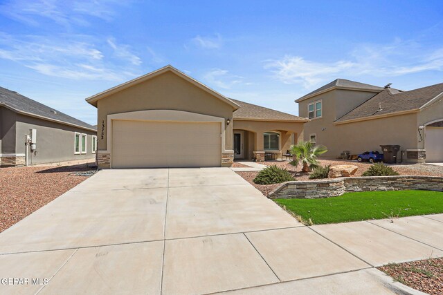 13753 Lago Vista Ave, Horizon City, TX 79928 - photo 3