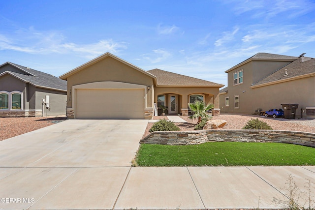 13753 Lago Vista Ave, Horizon City, TX 79928 - photo 1