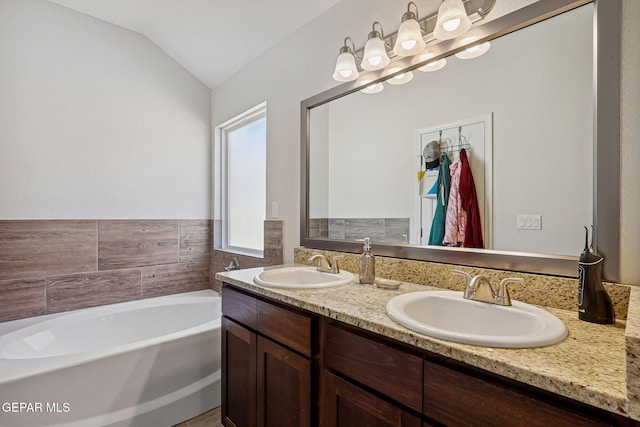13753 Lago Vista Ave, Horizon City, TX 79928 - photo 39