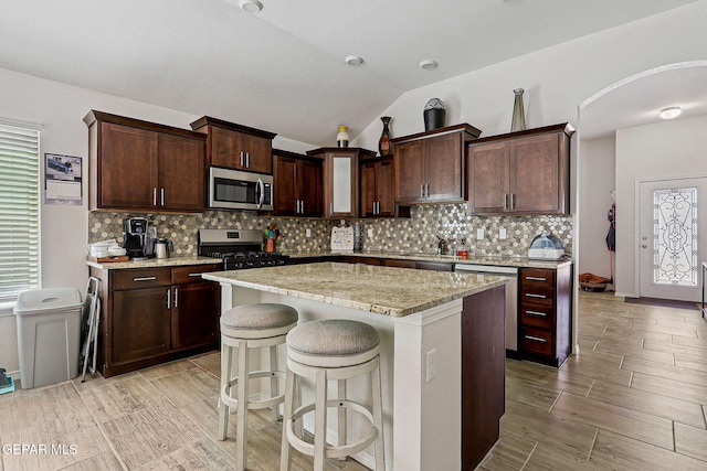 13753 Lago Vista Ave, Horizon City, TX 79928 - photo 14