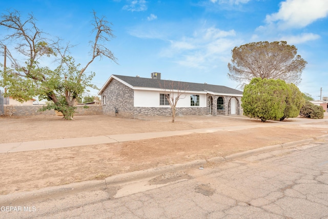 8936 Mount Rushmore Ln, El Paso, TX 79904 - ranch-style house featuring stucco siding and stone siding