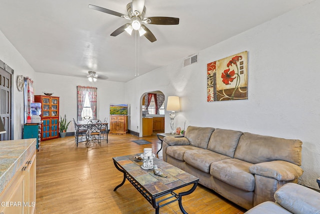 1181 N Cotton St, El Paso, TX 79902 - photo 4