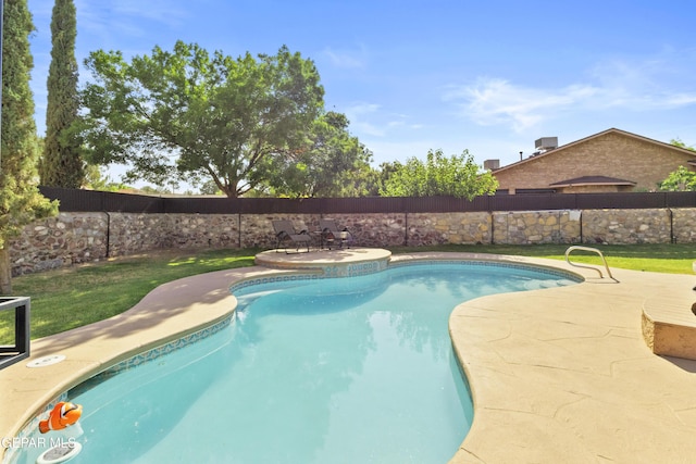 658 Sara Lynn Ct, El Paso, TX 79932 - view of pool with a fenced backyard and a patio