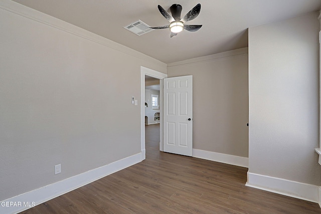 3413 Monroe Ave, El Paso, TX 79930 - unfurnished room featuring a ceiling fan and wood finished floors