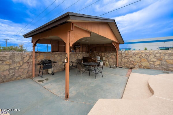 9813 La Morenita Cir, El Paso, TX 79927 - view of patio / terrace featuring outdoor dining area