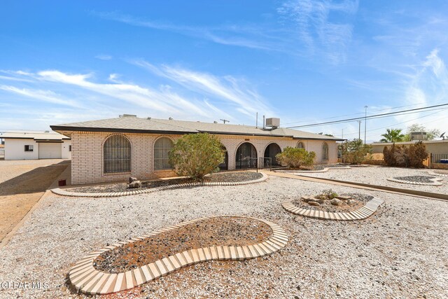 8004 Gilbert Dr, El Paso, TX 79907 - photo 9