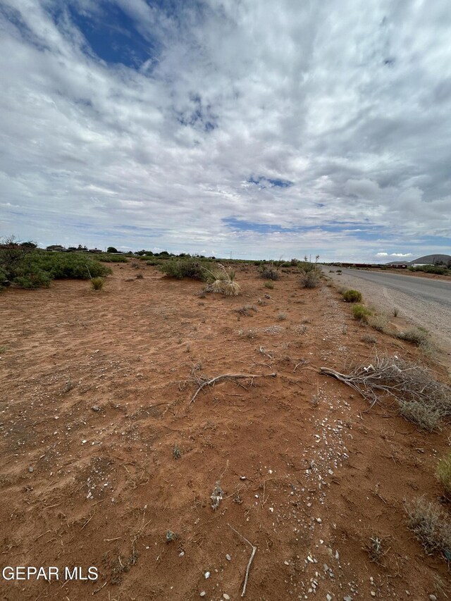 14697 Jim Bridger Rd, Clint, TX 79938