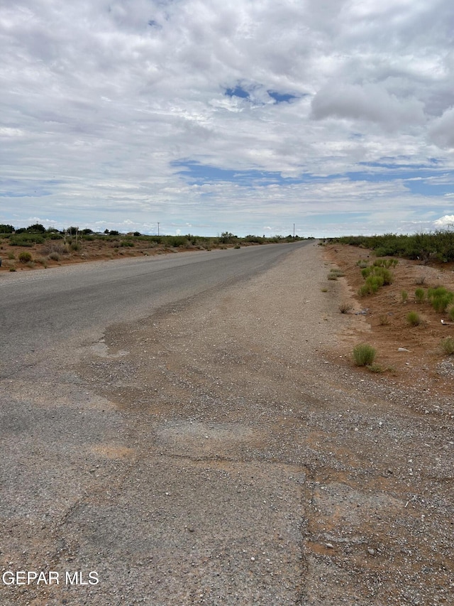 14697 Jim Bridger Rd, Clint, TX 79938