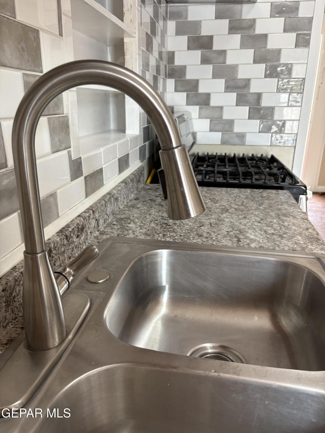 912 Argentina St, El Paso, TX 79903 - photo 14