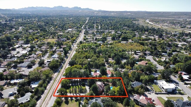 5315 Montoya Dr, El Paso, TX 79932 - aerial view of property and surrounding area featuring mountains and property boundaries highlighted