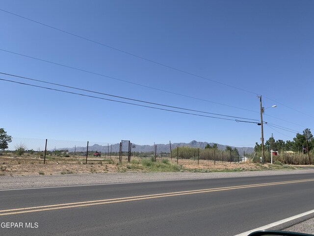 501 E Lisa Dr, Chaparral, NM 88081 - photo 4