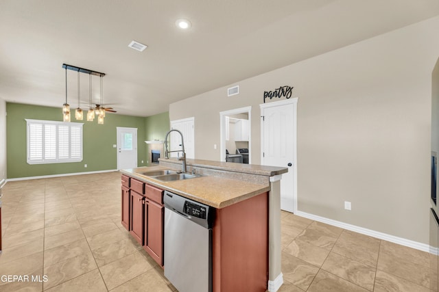 2937 Pino Triste Dr, El Paso, TX 79938 - kitchen with dishwasher, hanging light fixtures, light countertops, a ceiling fan, and an island with sink