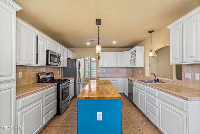 6328 Franklin Ridge Dr, El Paso, TX 79912 - photo 17