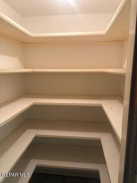 10700 Janway Dr, El Paso, TX 79935 - view of storage area
