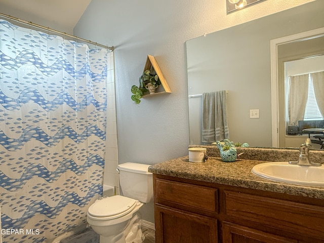 14177 Spanish Point Dr, El Paso, TX 79938 - bathroom with vanity and shower / bath combo