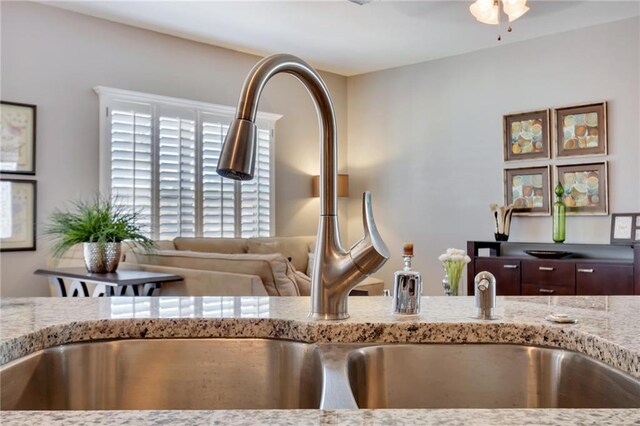 13420 Highworth Dr, Horizon City, TX 79928 - photo 18