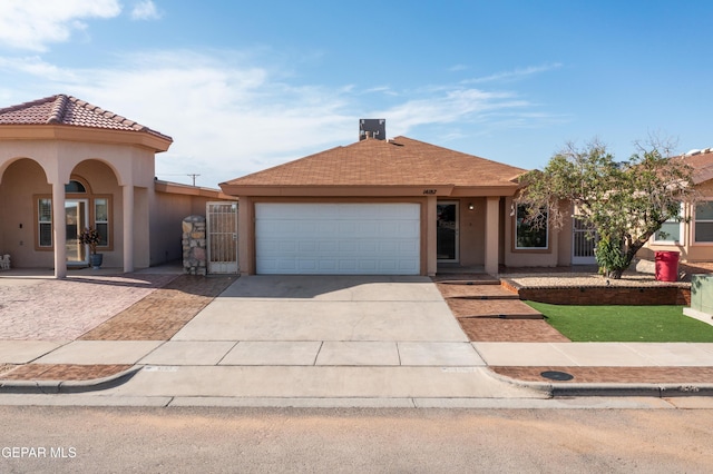 14187 Gil Reyes Dr, El Paso, TX 79938 - photo 1