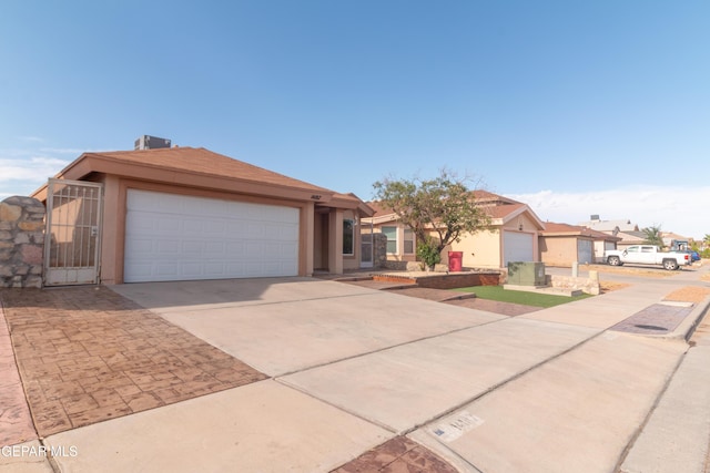 14187 Gil Reyes Dr, El Paso, TX 79938 - photo 33