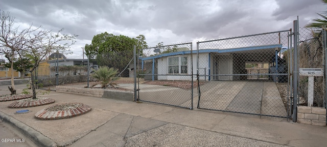 6215 Algonquin Rd, El Paso, TX 79905 - photo 1