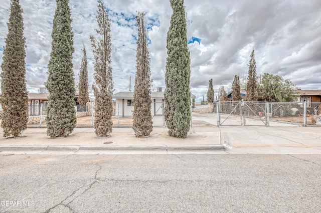 5232 Sun Valley Dr, El Paso, TX 79924 - photo 38