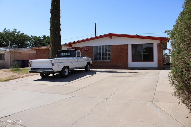 5124 Edmonton Ave, El Paso, TX 79924 - view of front facade with brick siding