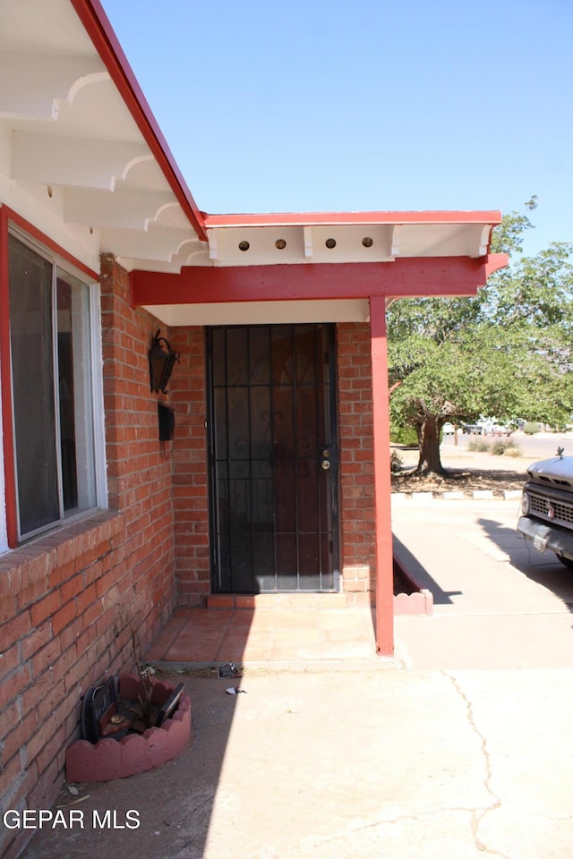 5124 Edmonton Ave, El Paso, TX 79924 - view of exterior entry featuring brick siding