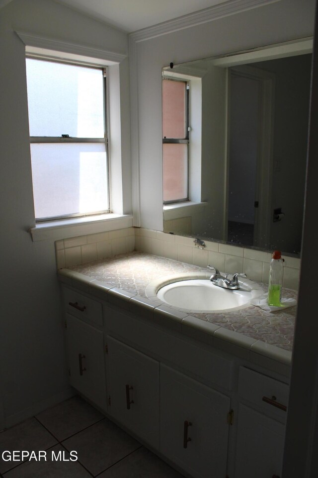 5124 Edmonton Ave, El Paso, TX 79924 - bathroom featuring vanity and tile patterned flooring