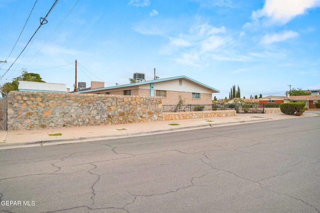 7922 Parral Dr, El Paso, TX 79915 - photo 5