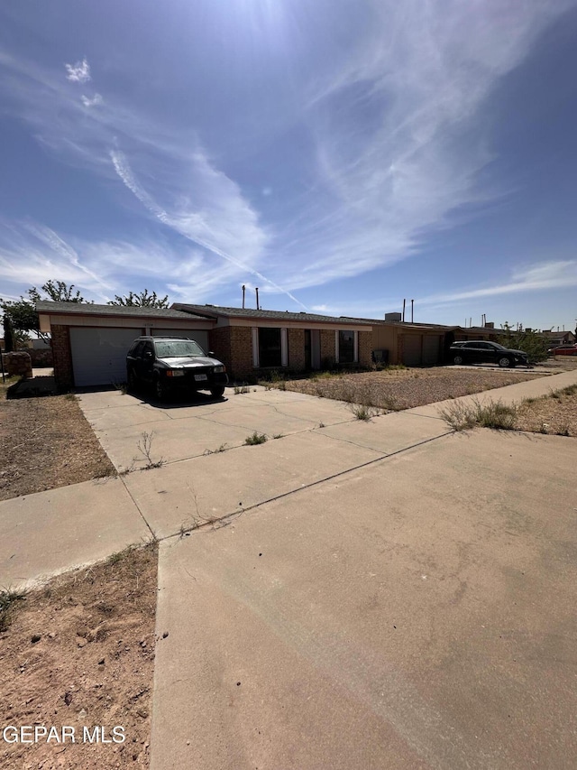 10724 Sunstone St, El Paso, TX 79924 - photo 3