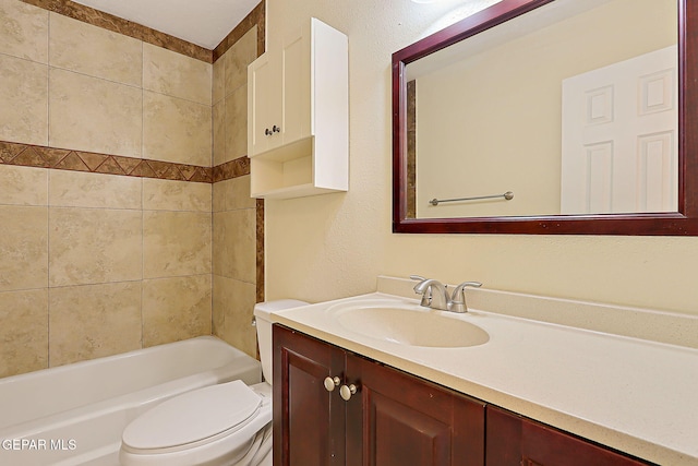 2912 Chaswood St, El Paso, TX 79935 - full bath featuring vanity and shower / bathtub combination