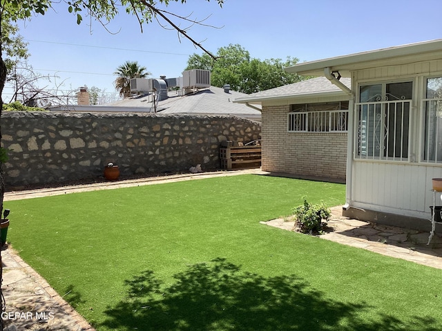 10309 Woodruff Ct, El Paso, TX 79925 - view of yard