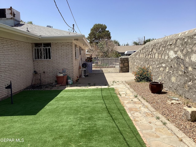 10309 Woodruff Ct, El Paso, TX 79925 - view of yard