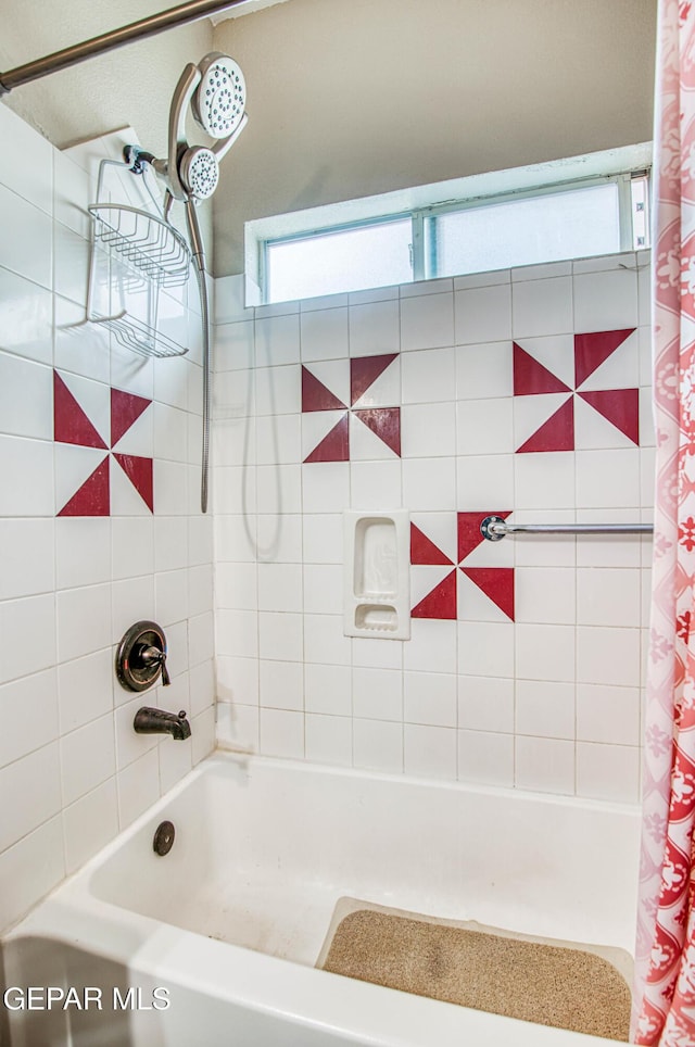 11813 Deer Grass Cir, El Paso, TX 79936 - bathroom featuring shower / tub combo with curtain