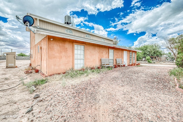 11581 Valle Verde Rd, Socorro, TX 79927 - view of property exterior featuring a central AC unit