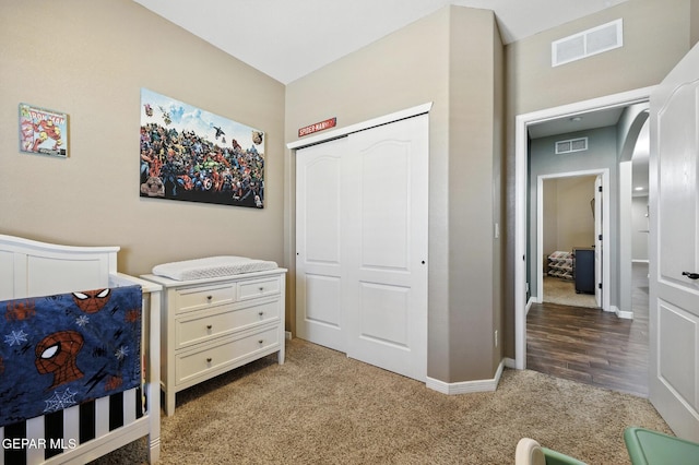 14516 Jesus Almeida, El Paso, TX 79938 - carpeted bedroom featuring a closet and arched walkways