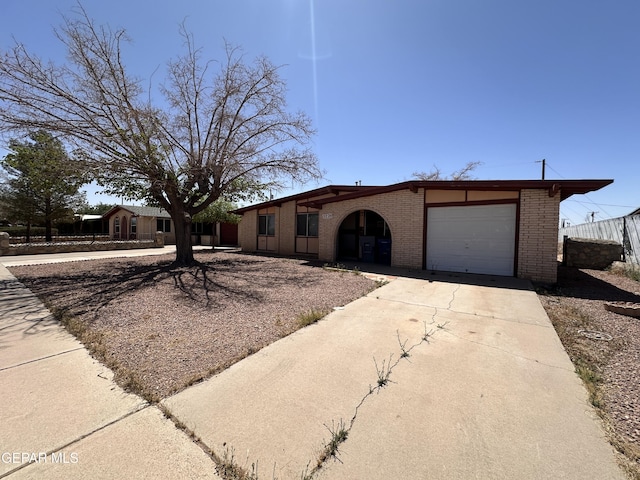 5726 Sherbrooke Ave, El Paso, TX 79924 - photo 1