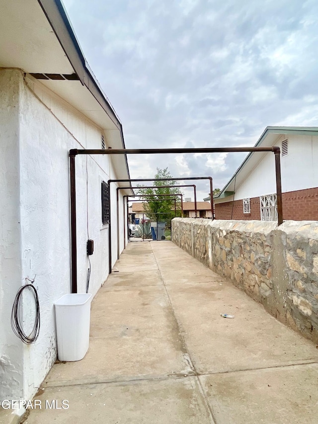 1611 James Chisum Dr, El Paso, TX 79936 - view of patio / terrace