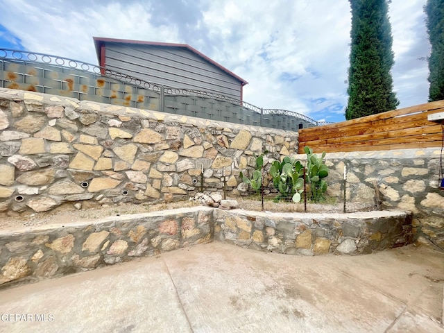 1611 James Chisum Dr, El Paso, TX 79936 - view of patio