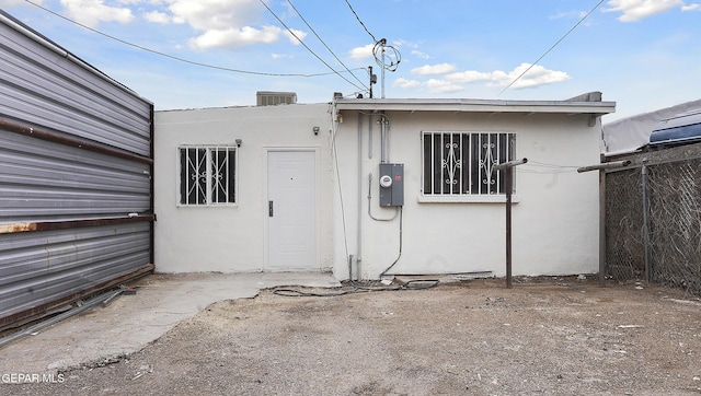 2123 Magoffin Ave, El Paso, TX 79901 - back of house featuring stucco siding