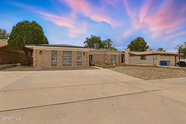 11273 Ivanhoe Dr, El Paso, TX 79936 - photo 3