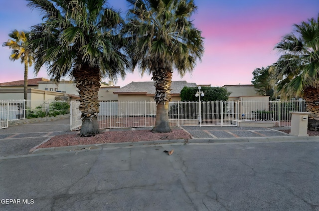 11157 Leo Collins Dr, El Paso, TX 79936 - photo 1