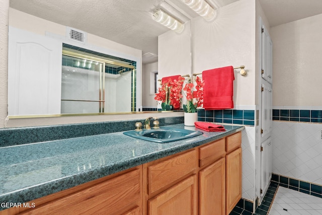 11157 Leo Collins Dr, El Paso, TX 79936 - photo 33
