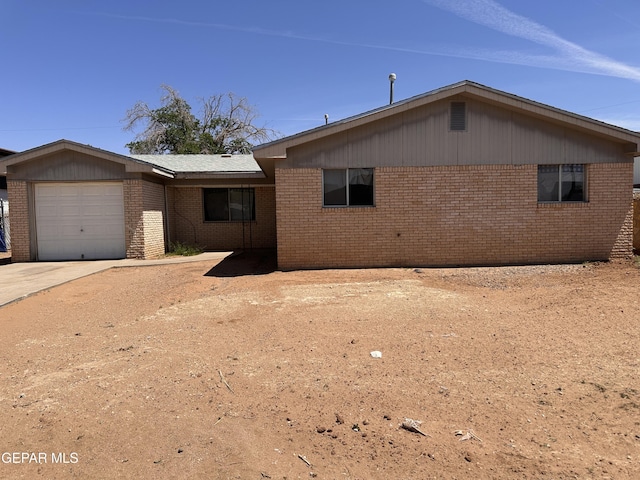 5513 Fairbanks Dr, El Paso, TX 79924 - single story home with a garage, brick siding, and concrete driveway