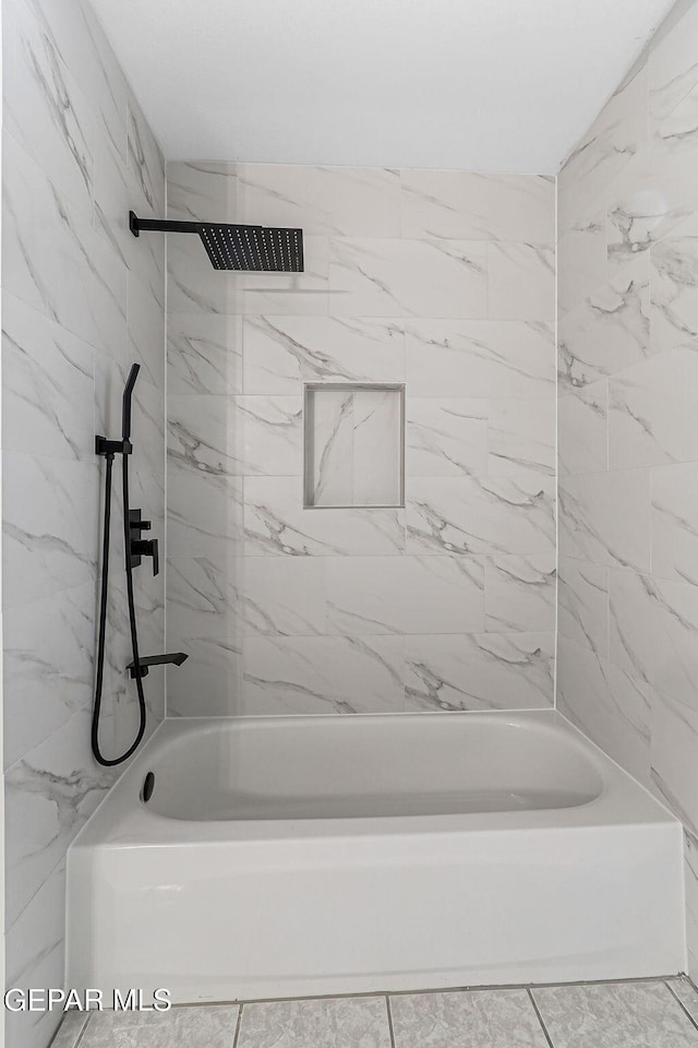 8921 Gemotes Pl, El Paso, TX 79907 - bathroom with shower / tub combination
